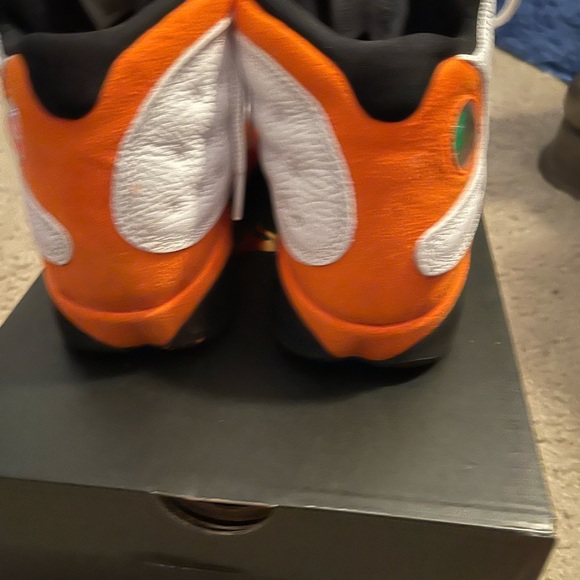 Authentic Air Jordan 13 retro grade school starfish - Picture 4 of 5